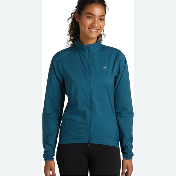 MEC Women’s Equinox Windproof Jacket - Picture 10 of 10